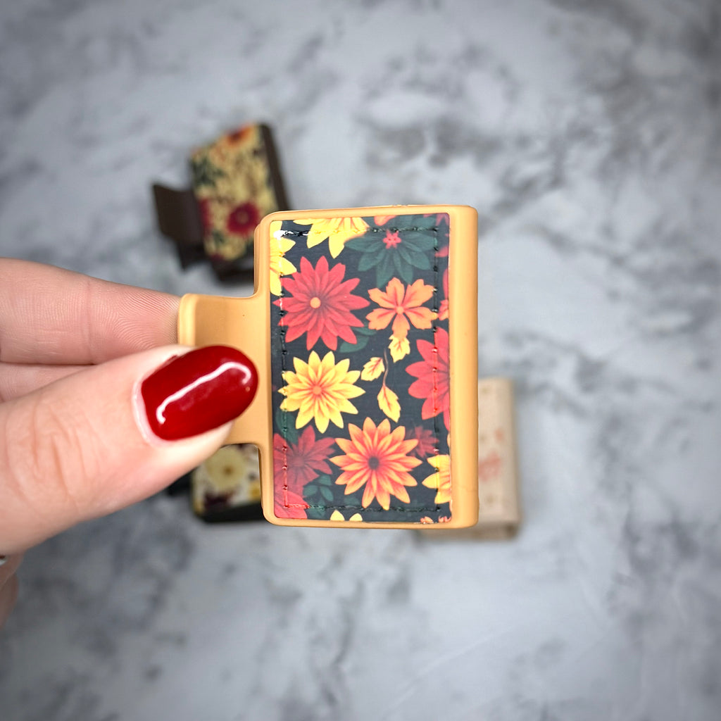 Midnight Dahlia Small Claw Clip